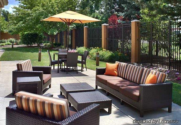 Courtyard Toledo Maumee/arrowhead Hotel 3*